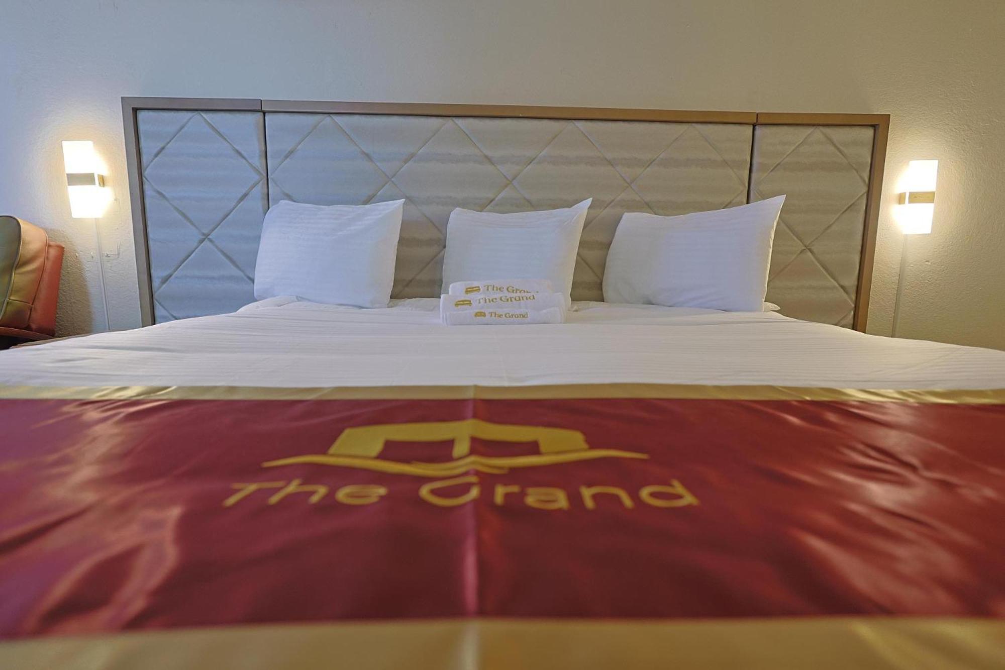 The Grand By Capital O Texarkana I-30 Buitenkant foto