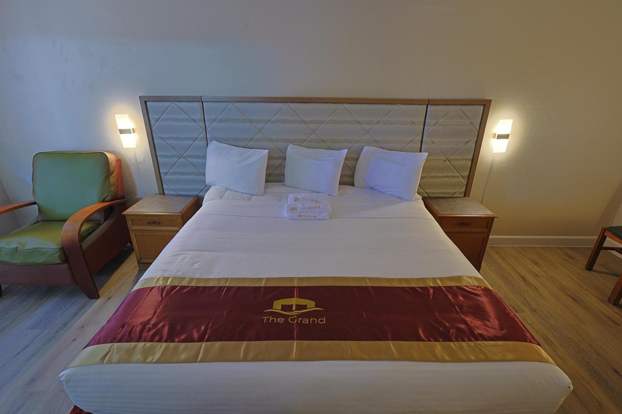 The Grand By Capital O Texarkana I-30 Buitenkant foto
