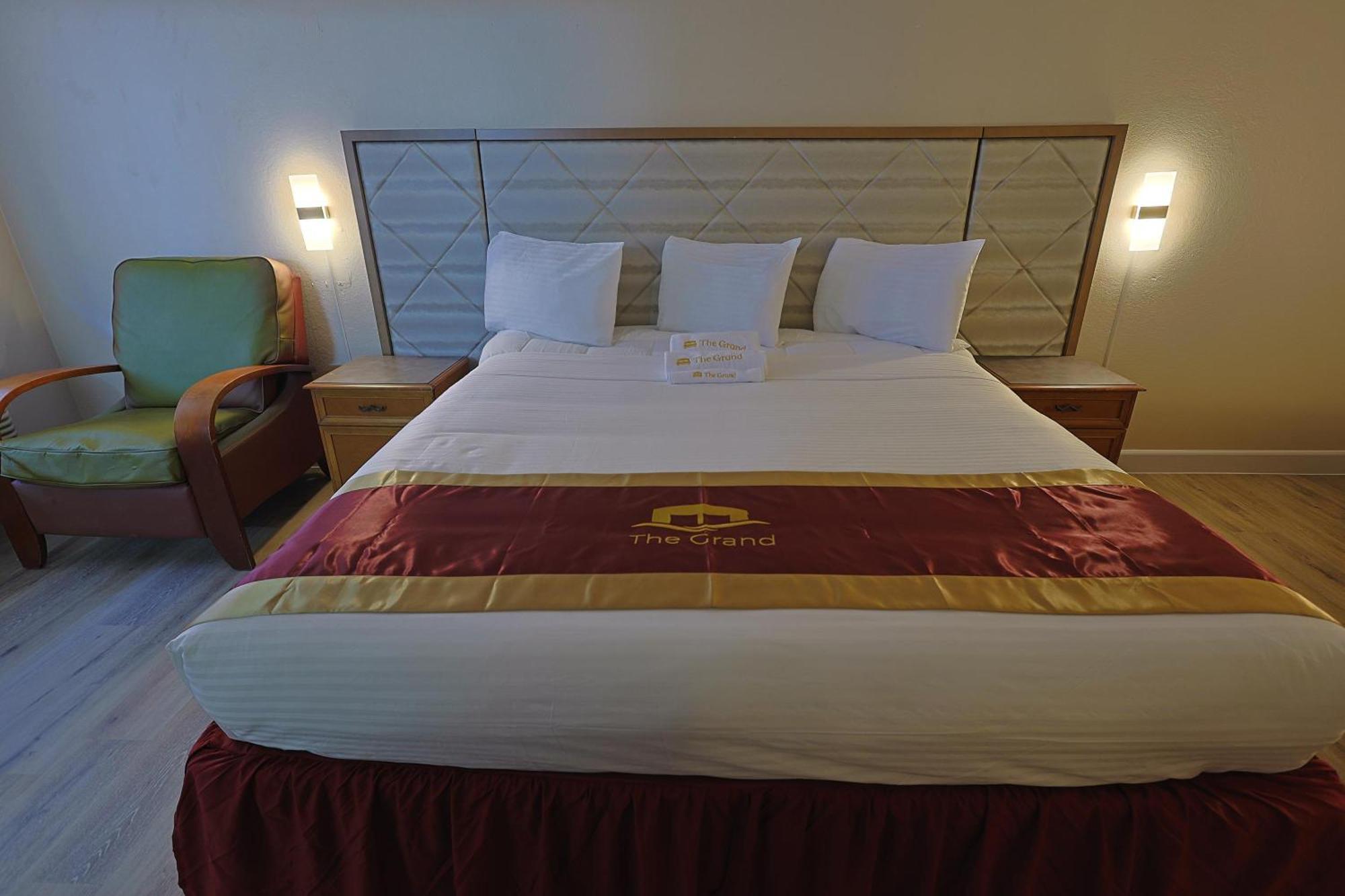 The Grand By Capital O Texarkana I-30 Buitenkant foto